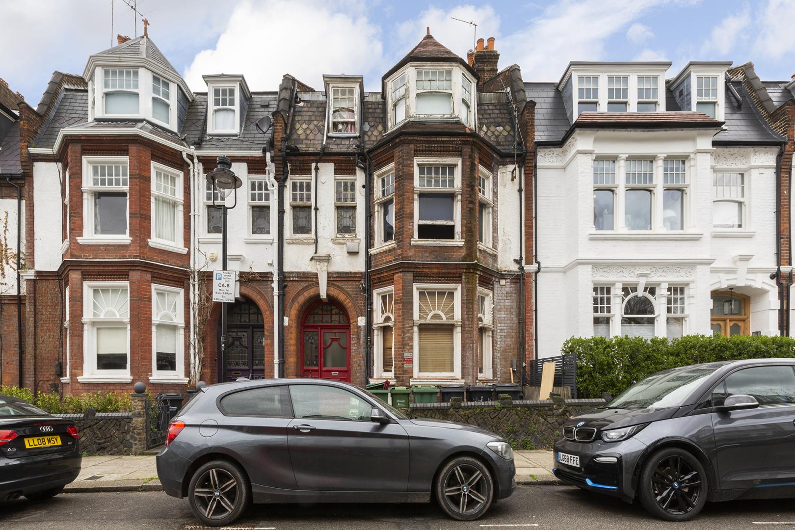 Stunning Garden Apartment Howitt Road, Belsize Park